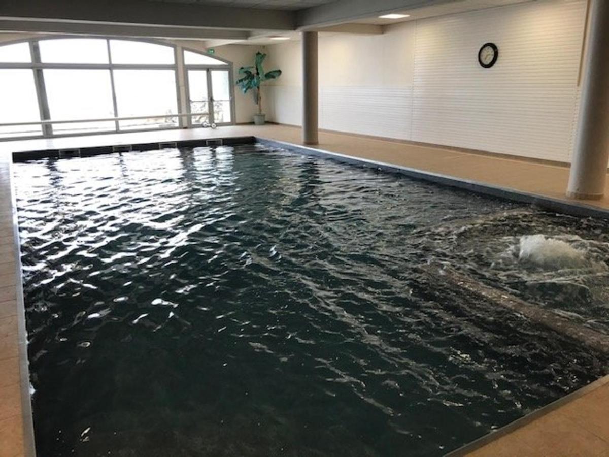 Appartement T2 Pour 4 Pers. Avec Terrasse, Piscine Couverte Et Salle De Fitness, Proche Des Pistes - Fr-1-404-199 La Mongie Exterior photo